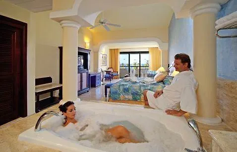Grand Palladium Colonial Res. Otel Akumal